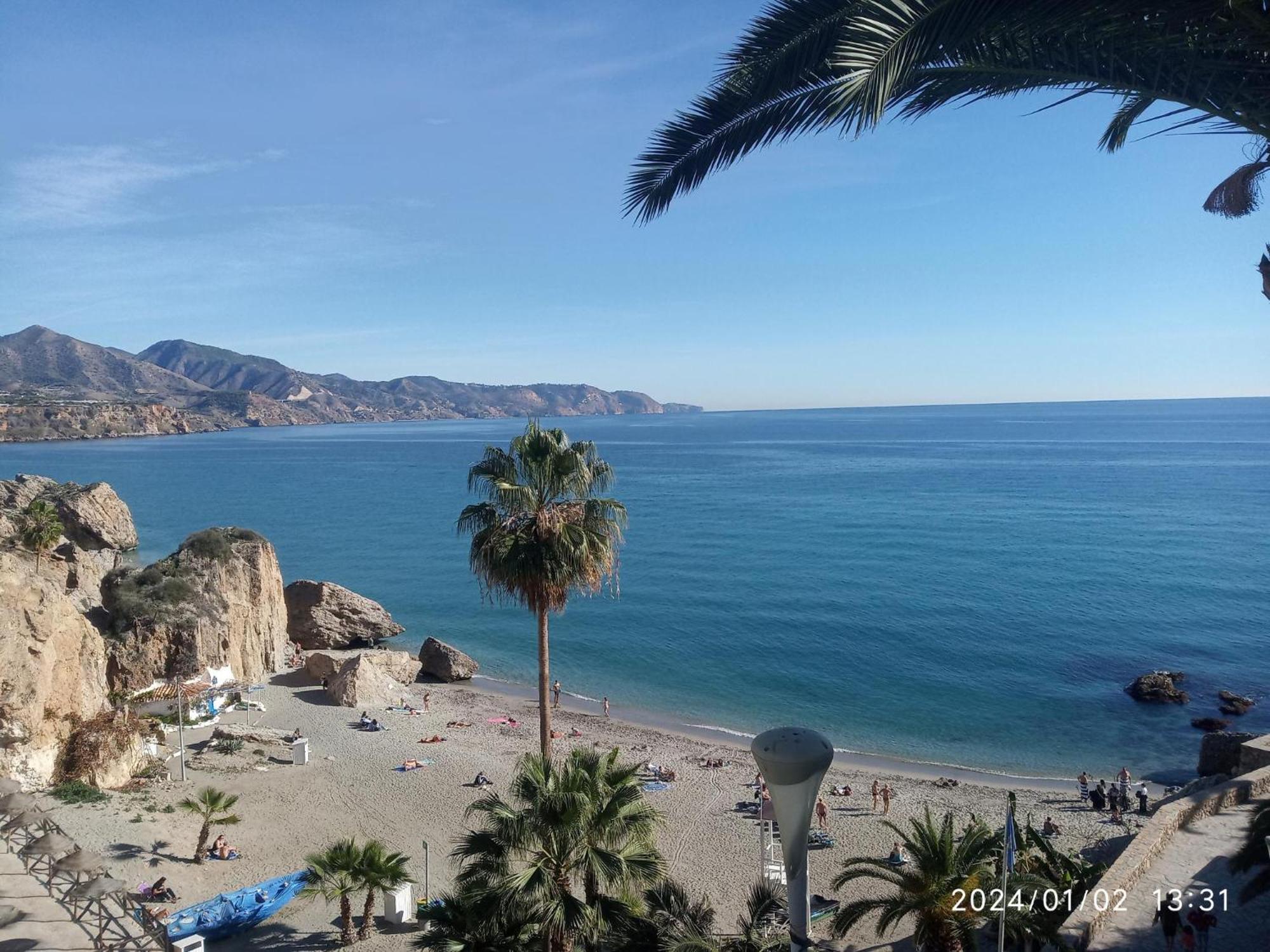 Apartamento Centro Nerja Proxi Playas Buitenkant foto