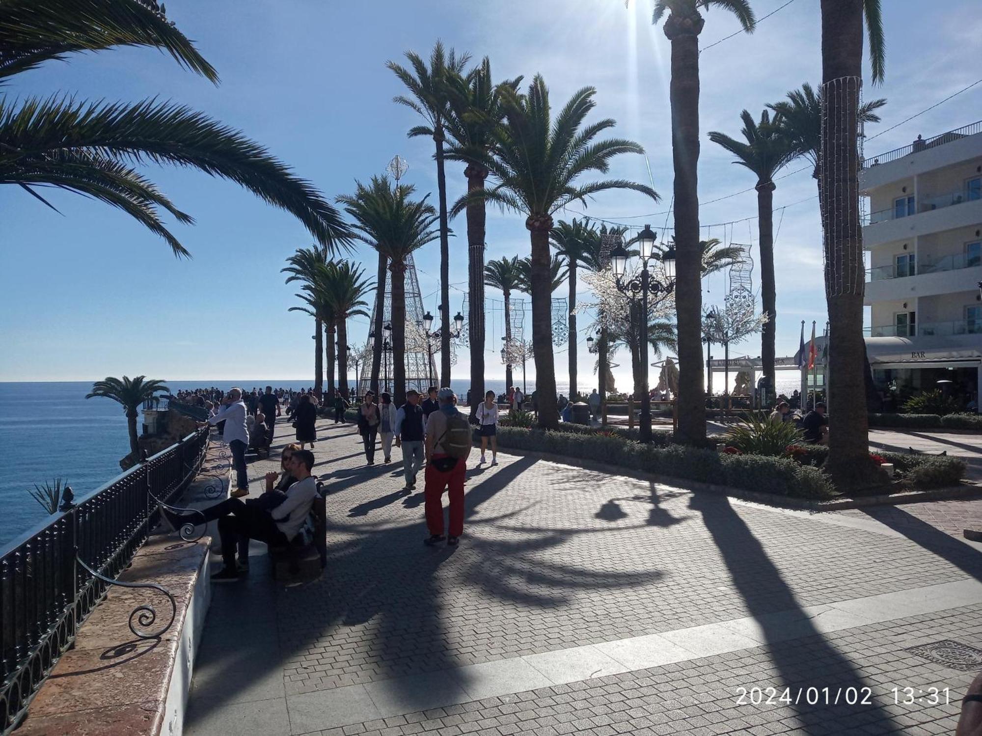 Apartamento Centro Nerja Proxi Playas Buitenkant foto
