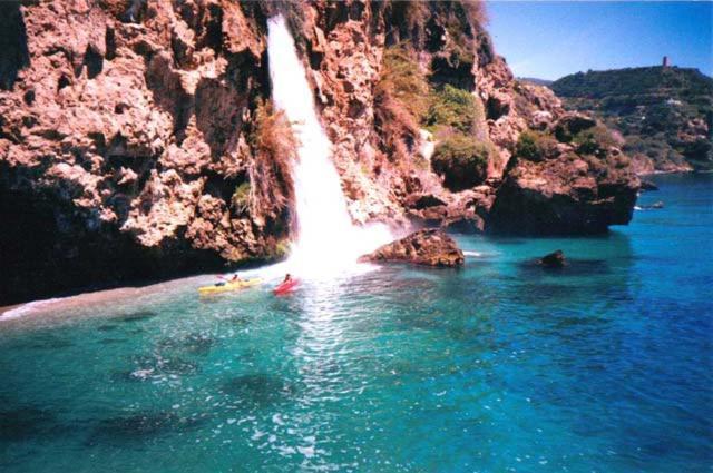 Apartamento Centro Nerja Proxi Playas Buitenkant foto